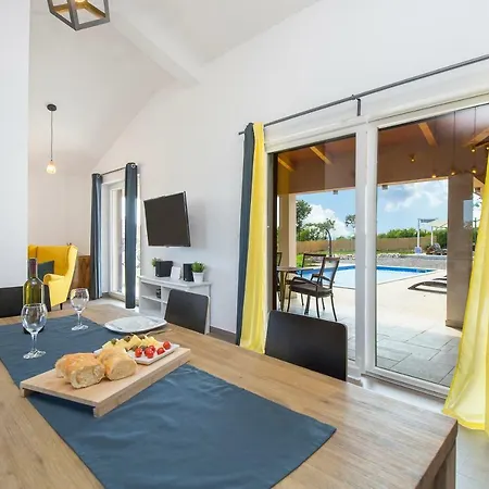 Luka's House